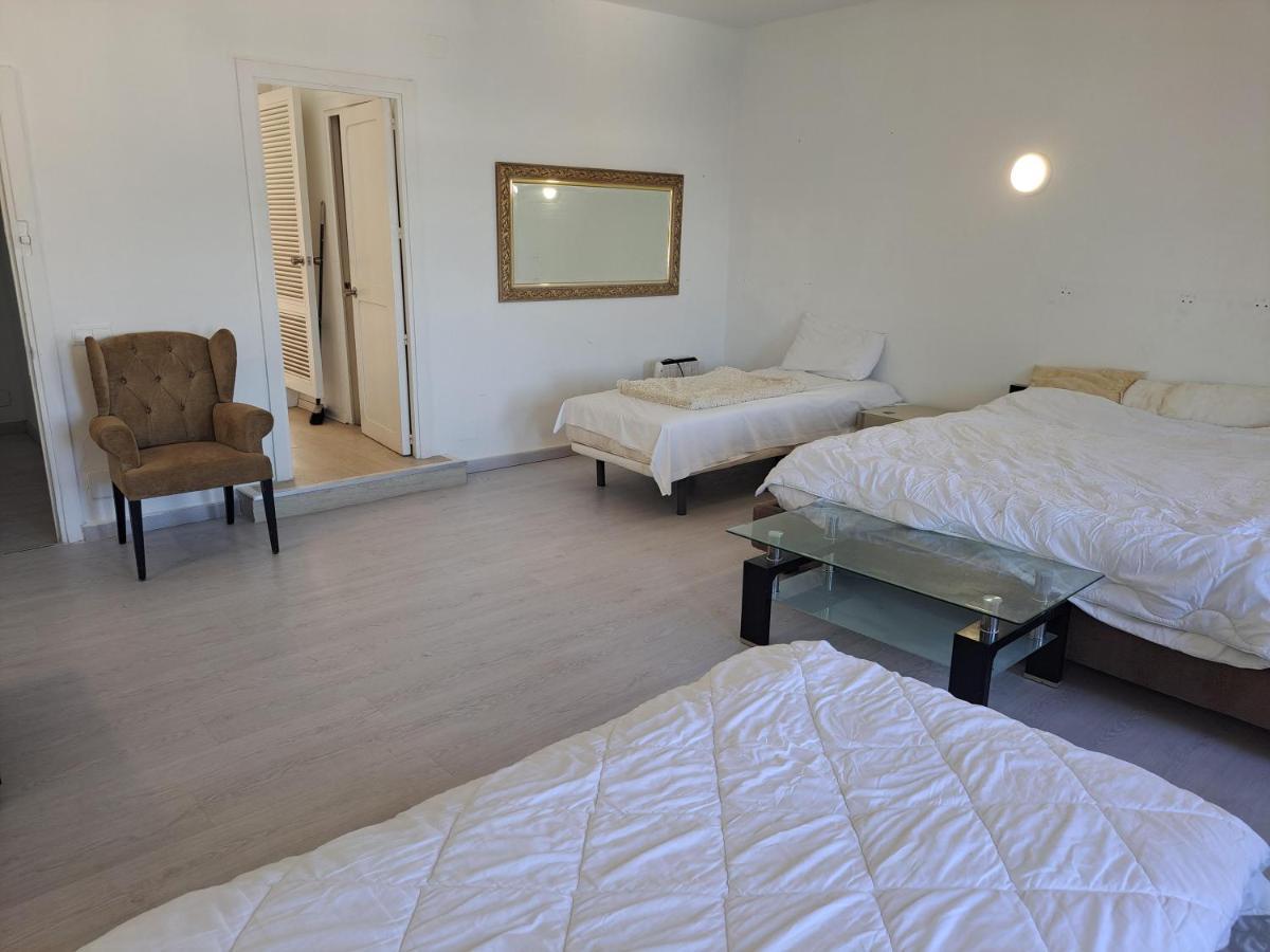 Private Suites In Huge Penthouse 1St Line Puerto Banus, Incredible Views, Jacuzzis マルベーリャ エクステリア 写真