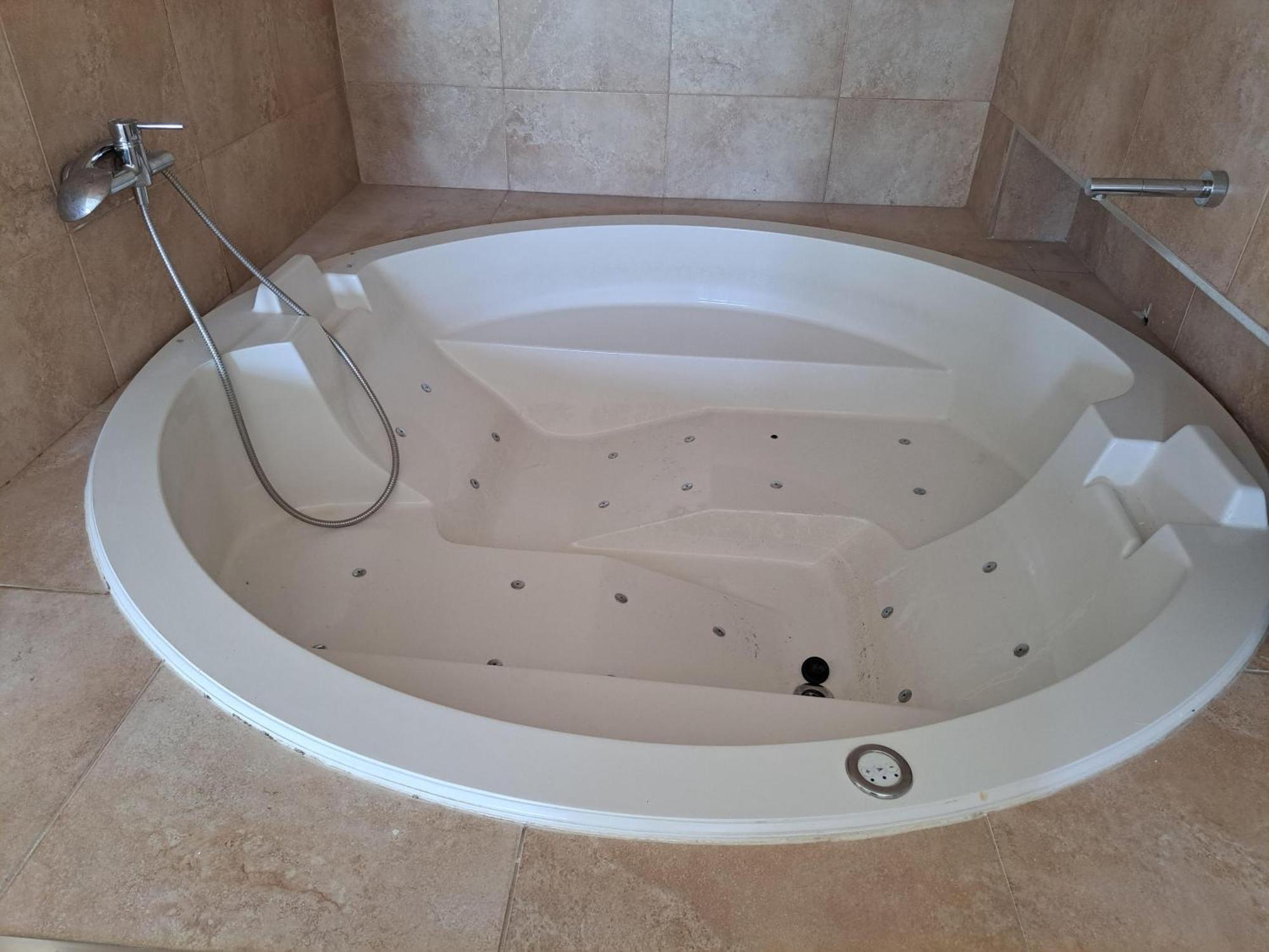 Private Suites In Huge Penthouse 1St Line Puerto Banus, Incredible Views, Jacuzzis マルベーリャ エクステリア 写真
