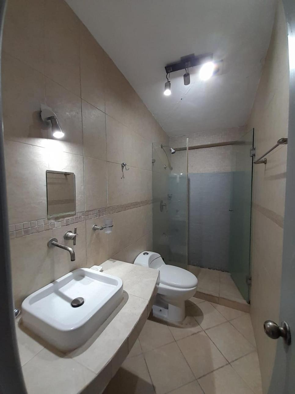Private Suites In Huge Penthouse 1St Line Puerto Banus, Incredible Views, Jacuzzis マルベーリャ エクステリア 写真